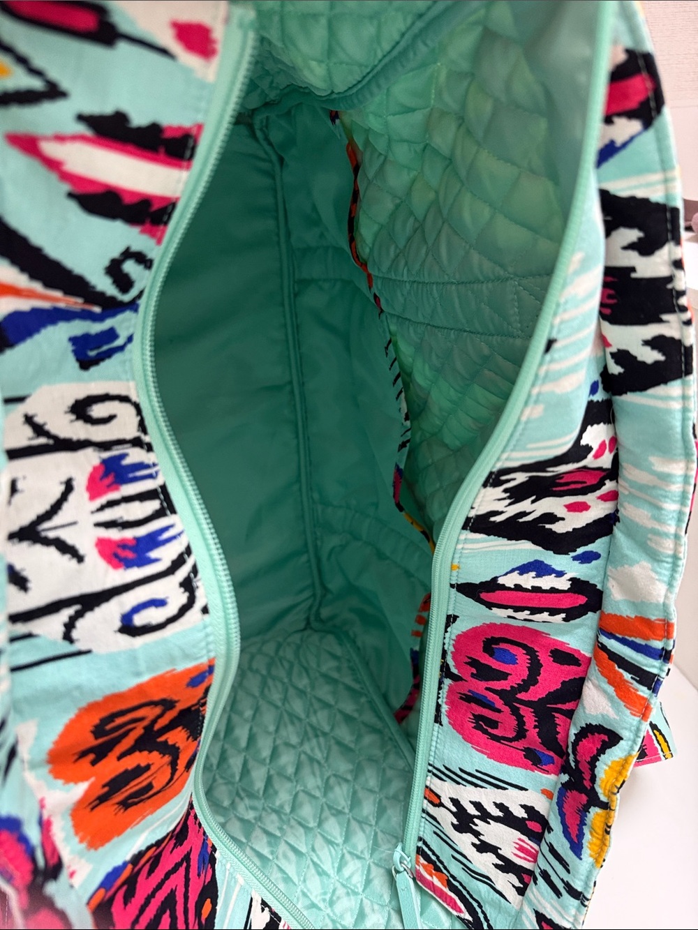 Vera Bradley Pueblo Vera Quilted Turquoise Patterned Tote Bag - Picture 4 of 11